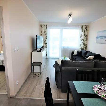 Superior Pastelowy Przy Plazy Kolobrzeg