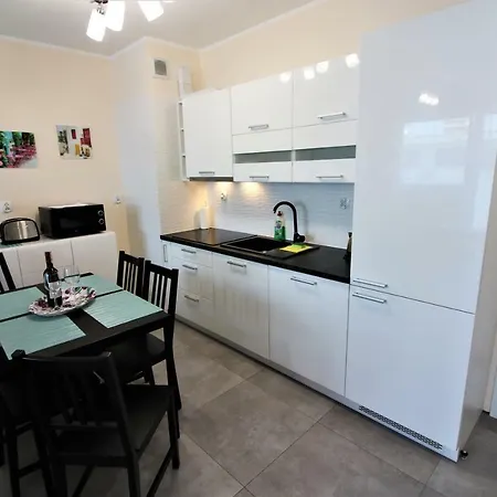 Superior Pastelowy Przy Plazy *